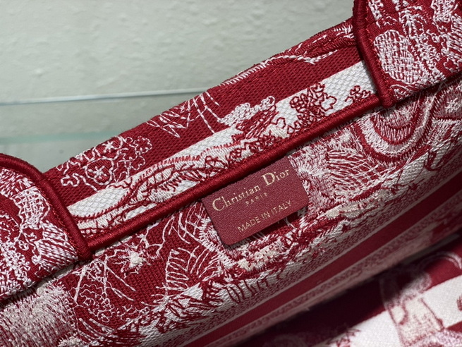 Dior Handbags AAA(Women)-562