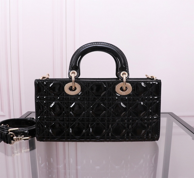Dior Handbags AAA(Women)-570