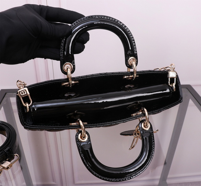 Dior Handbags AAA(Women)-570