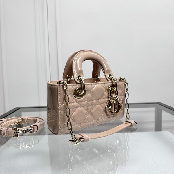 Dior Handbags AAA(Women)-577