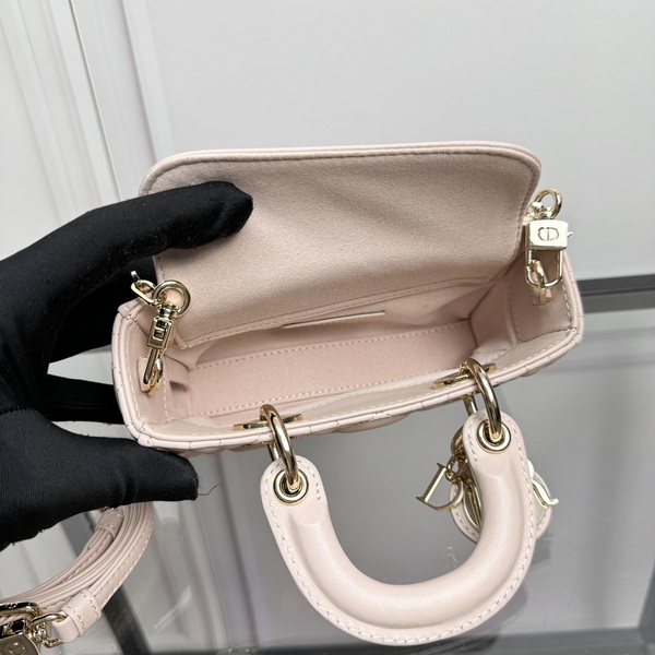 Dior Handbags AAA(Women)-578