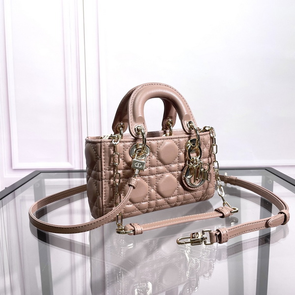 Dior Handbags AAA(Women)-579