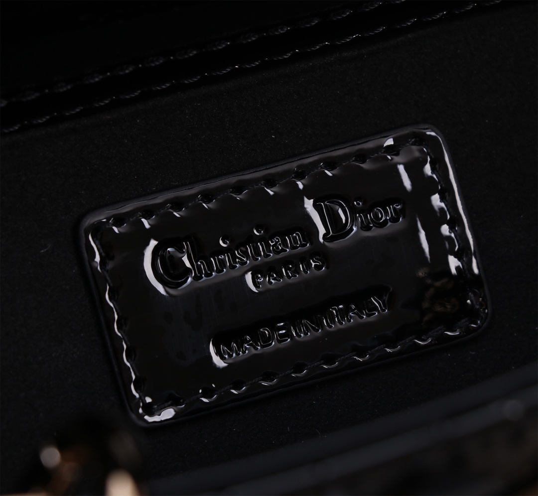 Dior Handbags AAA(Women)-585