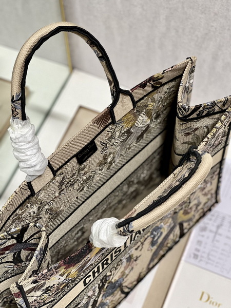 Dior Handbags AAA(Women)-586