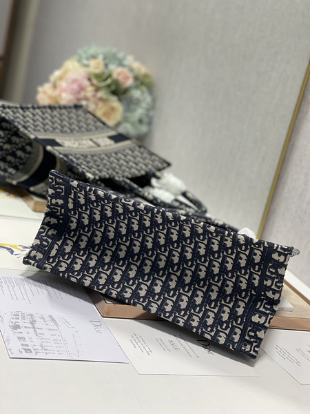 Dior Handbags AAA(Women)-589