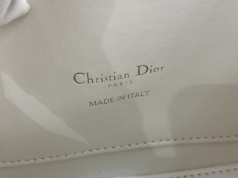 Dior Handbags AAA(Women)-594
