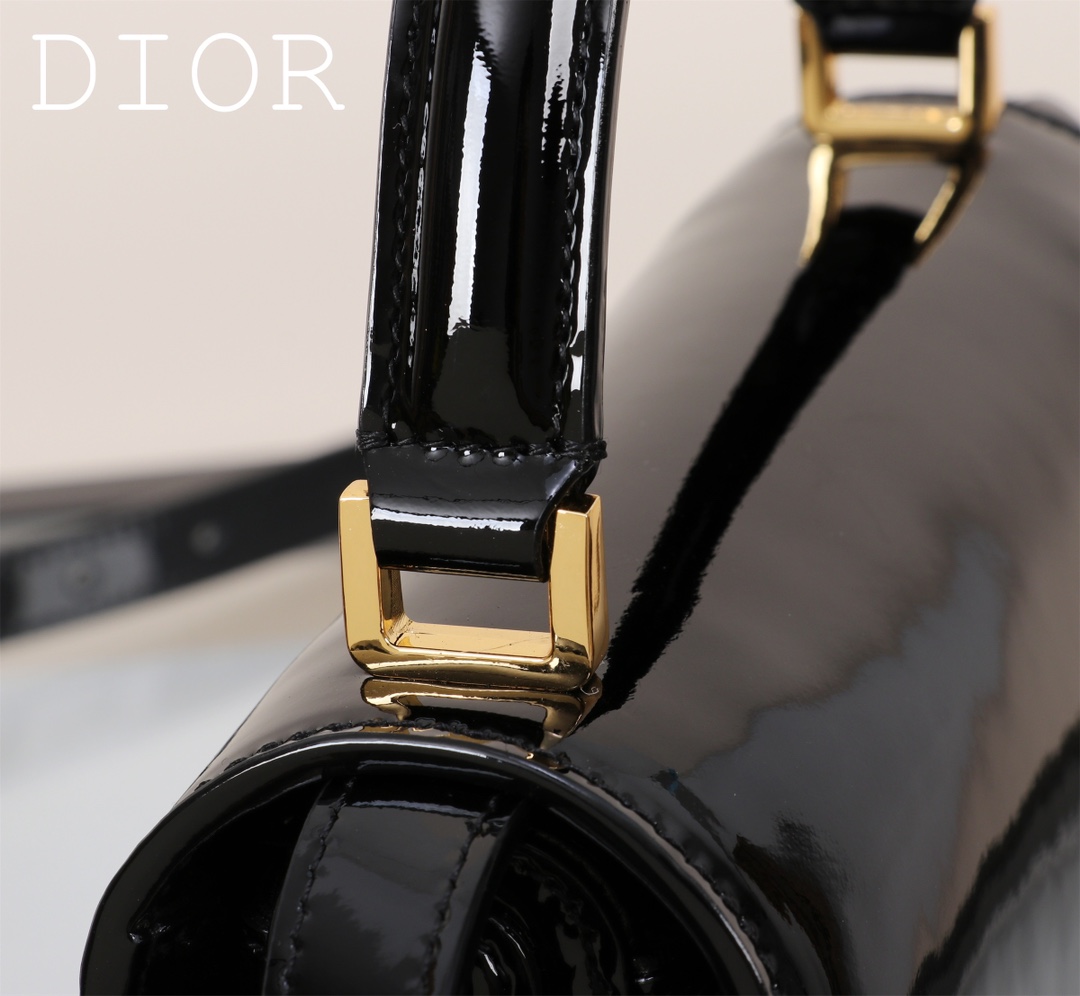 Dior Handbags AAA(Women)-595