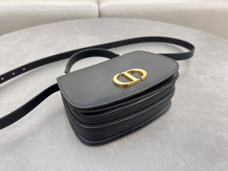 Dior Handbags AAA(Women)-596