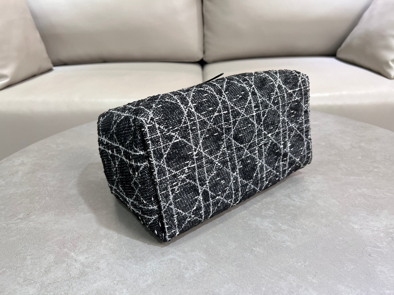 Dior Handbags AAA(Women)-600