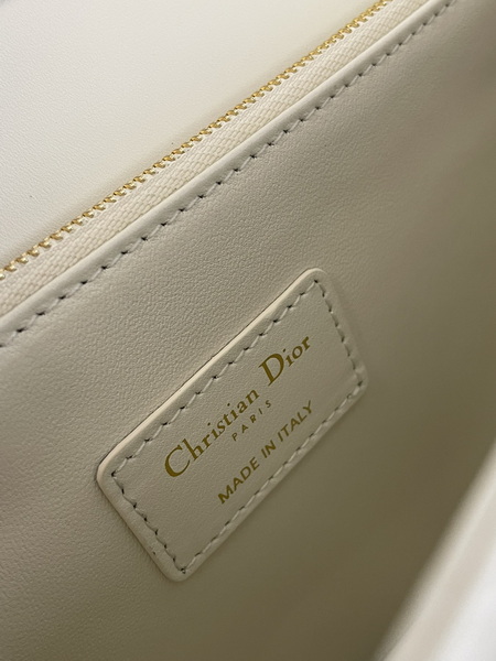 Dior Handbags AAA(Women)-603