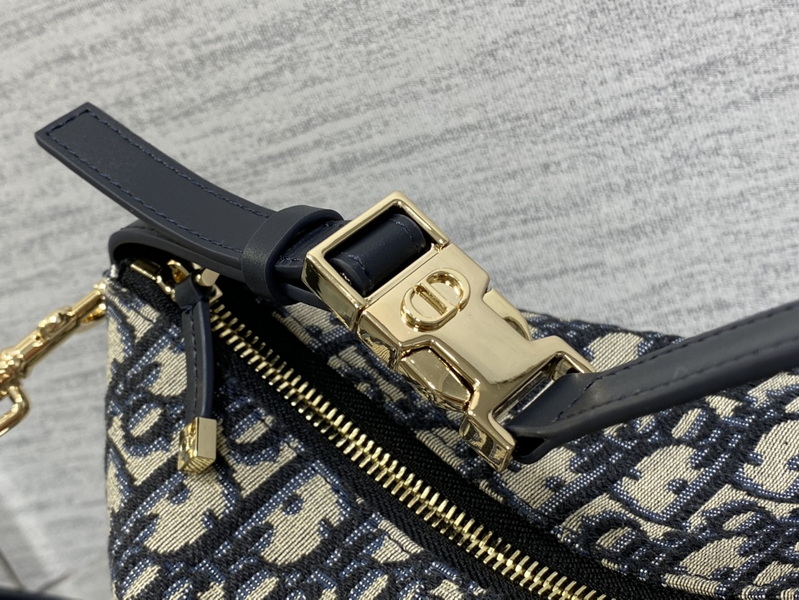 Dior Handbags AAA(Women)-604