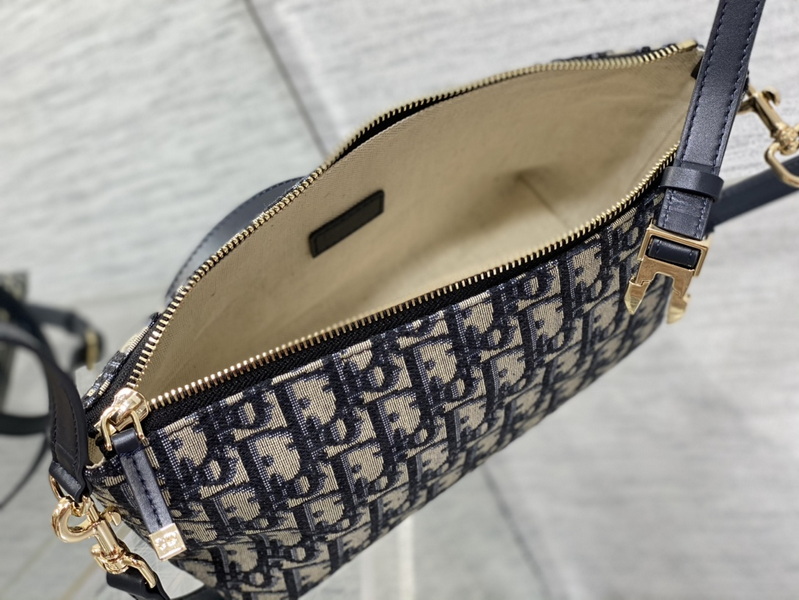 Dior Handbags AAA(Women)-604