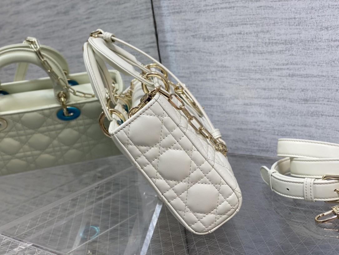 Dior Handbags AAA(Women)-612