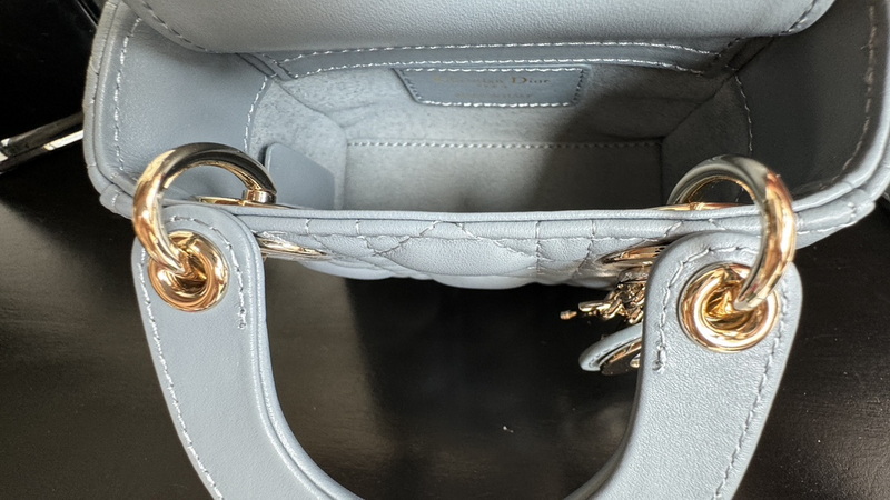 Dior Handbags AAA(Women)-614
