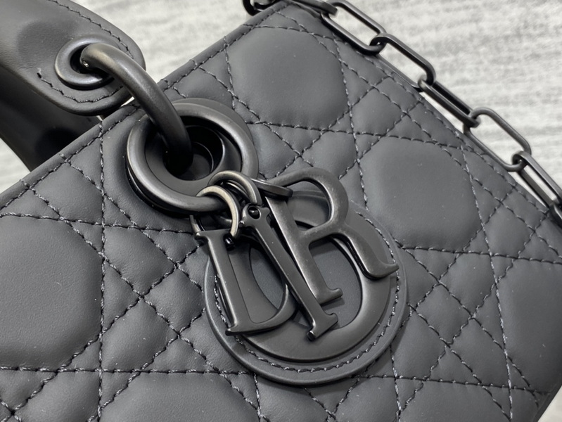 Dior Handbags AAA(Women)-616