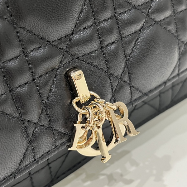 Dior Handbags AAA(Women)-629
