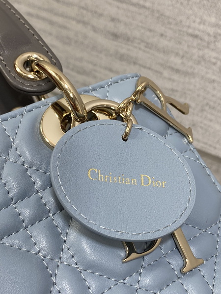 Dior Handbags AAA(Women)-633