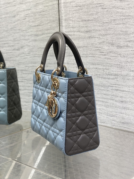 Dior Handbags AAA(Women)-633