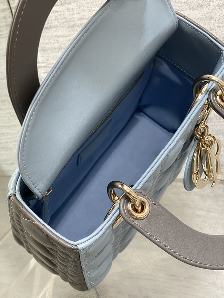 Dior Handbags AAA(Women)-633