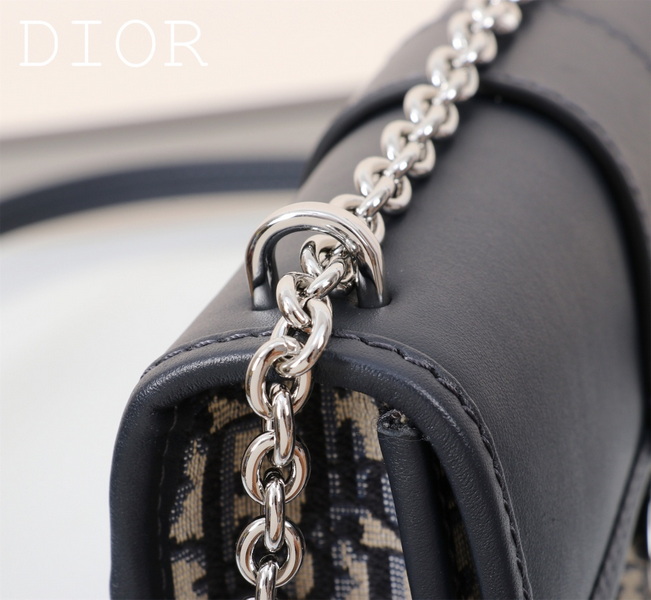 Dior Handbags AAA(Women)-637