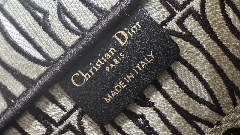 Dior Handbags AAA(Women)-644