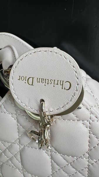 Dior Handbags AAA(Women)-656