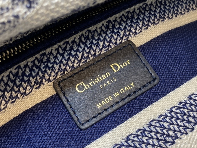 Dior Handbags AAA(Women)-658