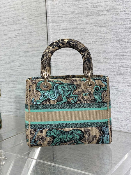 Dior Handbags AAA(Women)-661