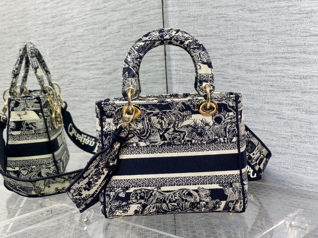 Dior Handbags AAA(Women)-663