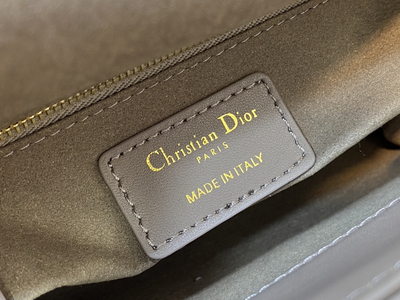 Dior Handbags AAA(Women)-668