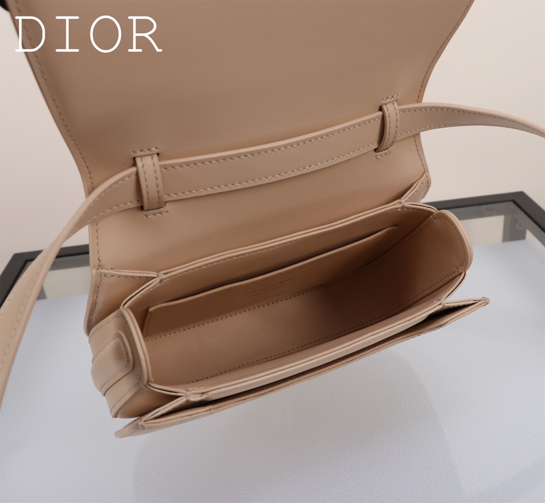 Dior Handbags AAA(Women)-680
