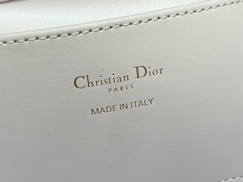 Dior Handbags AAA(Women)-688