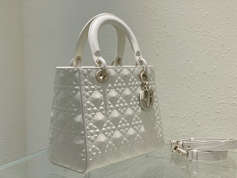 Dior Handbags AAA(Women)-690