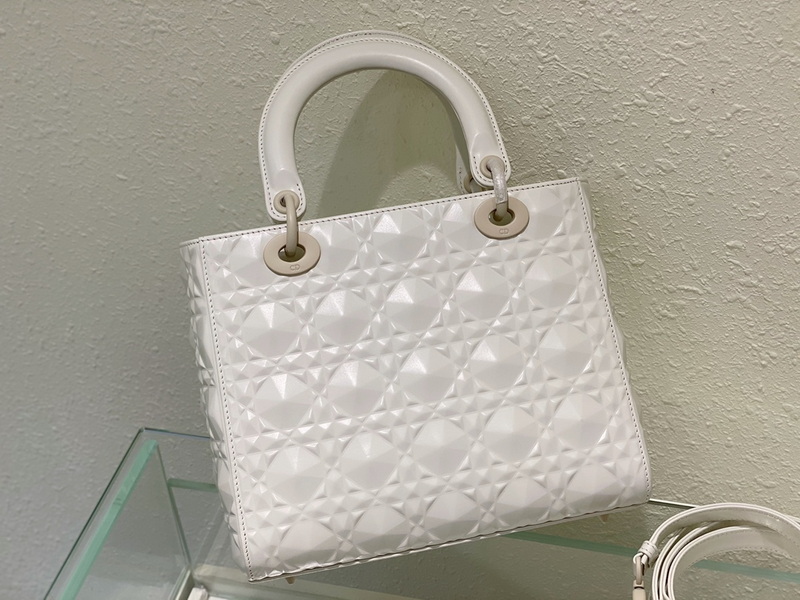 Dior Handbags AAA(Women)-690