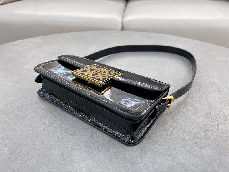 Dior Handbags AAA(Women)-694