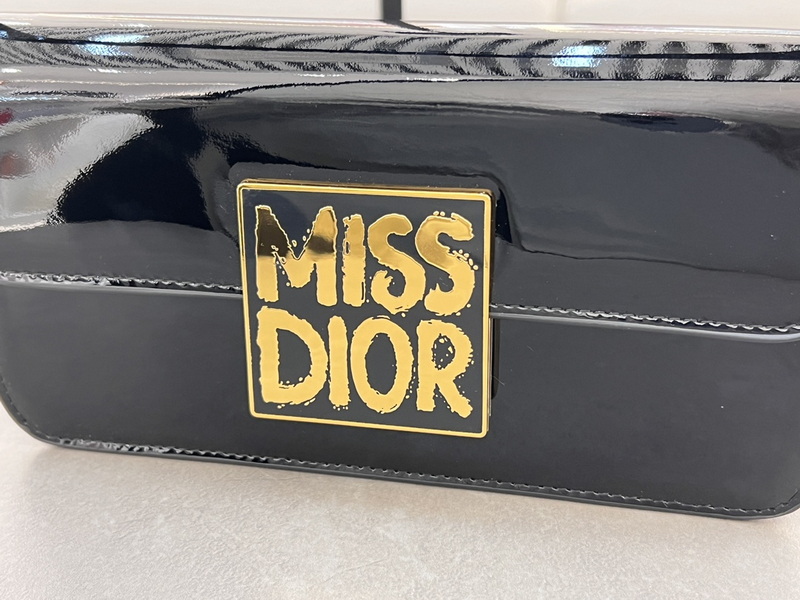 Dior Handbags AAA(Women)-694