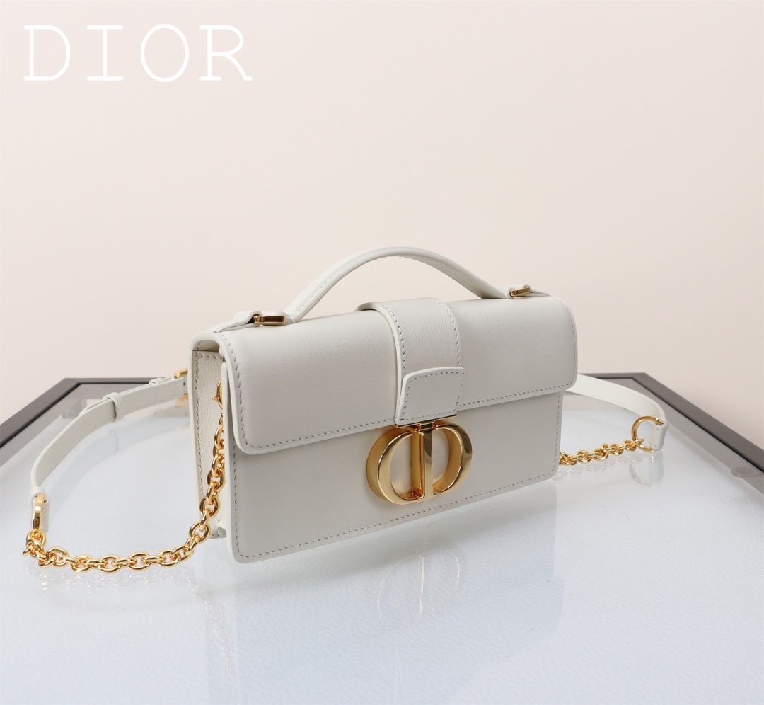Dior Handbags AAA(Women)-695