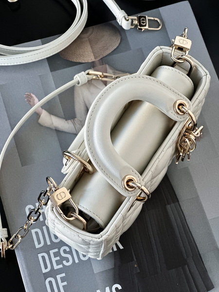 Dior Handbags AAA(Women)-699