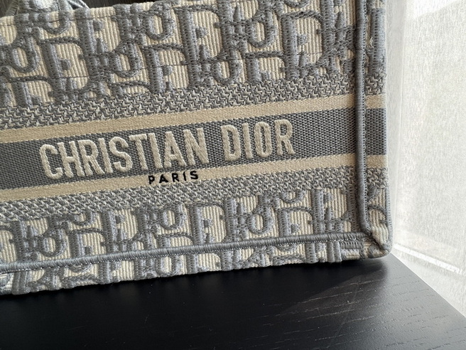 Dior Handbags AAA(Women)-701