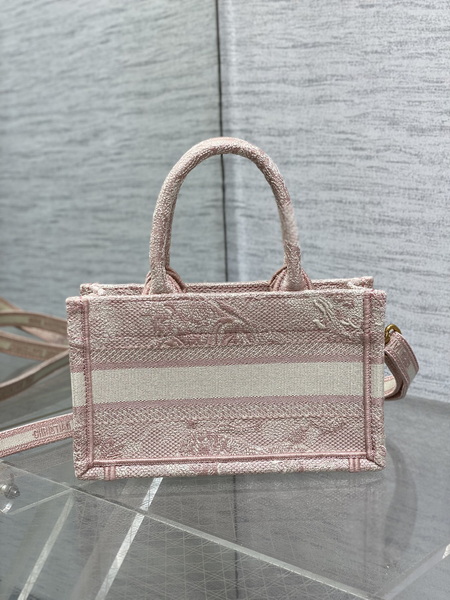 Dior Handbags AAA(Women)-702