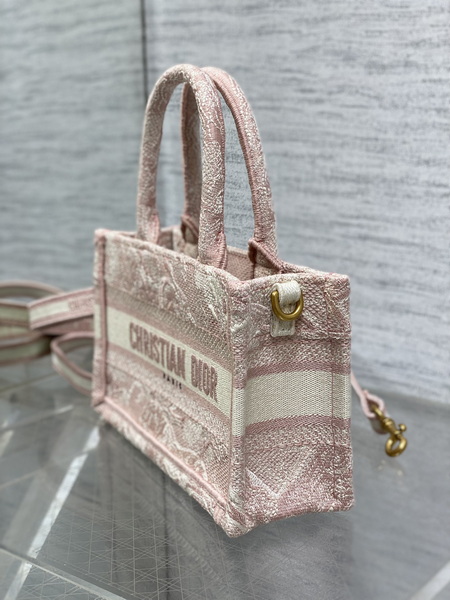 Dior Handbags AAA(Women)-702