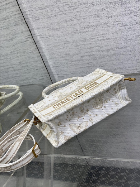 Dior Handbags AAA(Women)-705