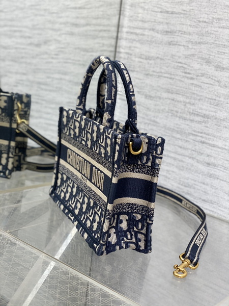 Dior Handbags AAA(Women)-706