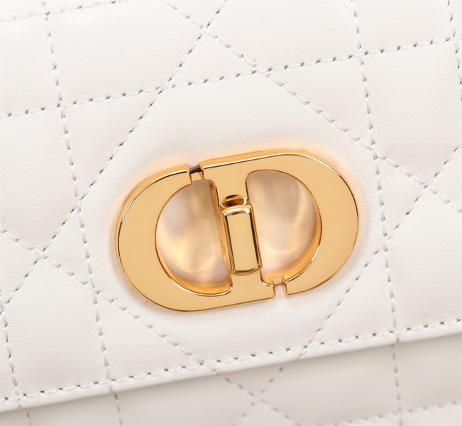 Dior Handbags AAA(Women)-715
