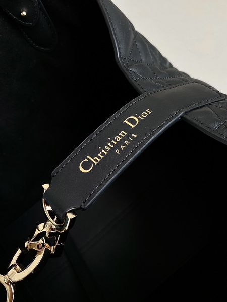 Dior Handbags AAA(Women)-717