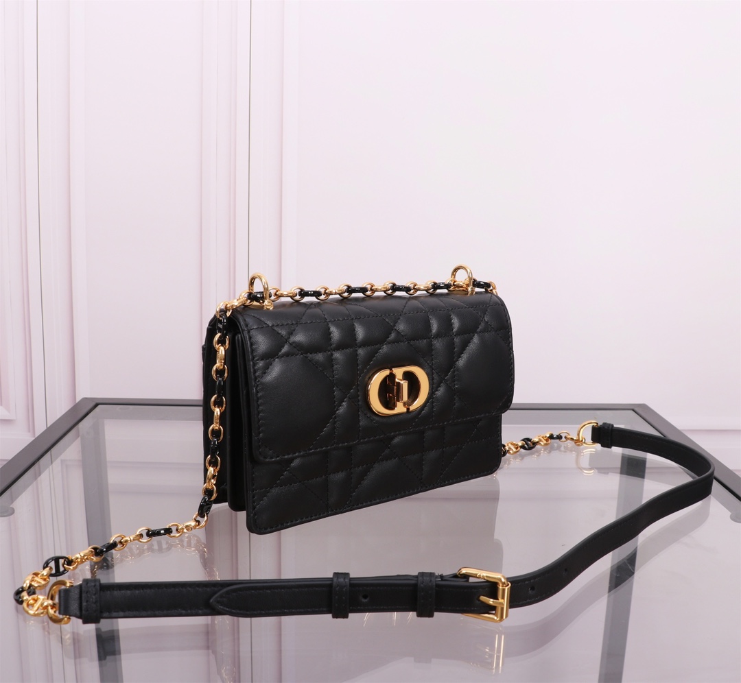 Dior Handbags AAA(Women)-719