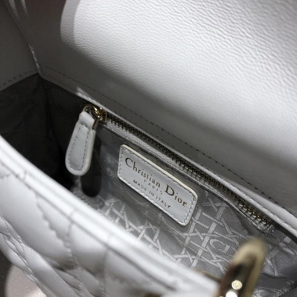 Dior Handbags AAA(Women)-722