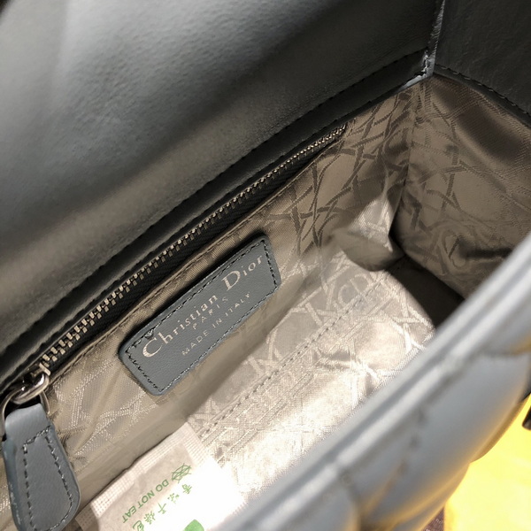 Dior Handbags AAA(Women)-723