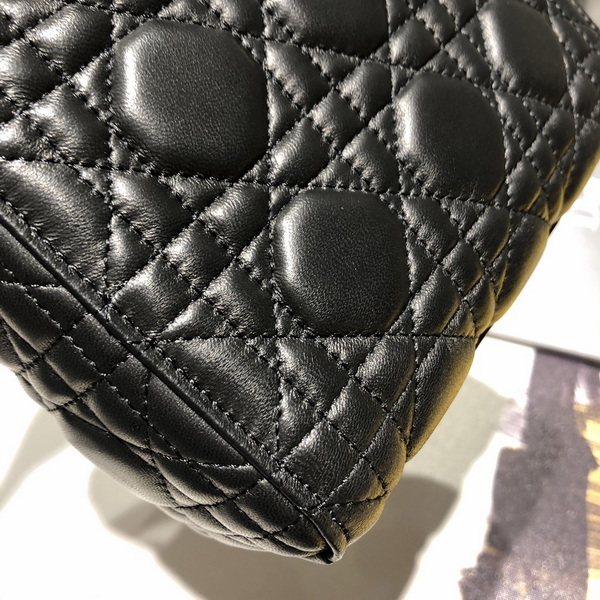 Dior Handbags AAA(Women)-724