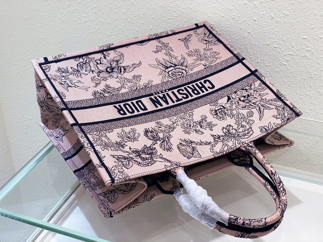 Dior Handbags AAA(Women)-725